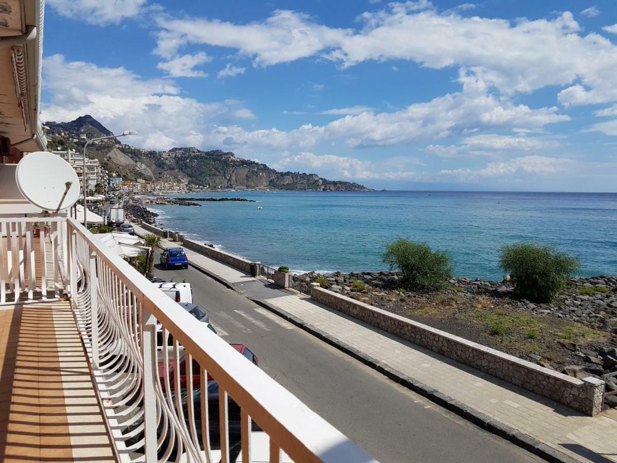 Super Panorama & Astonishing Apartment Seaview Giardini-Naxos Exterior foto
